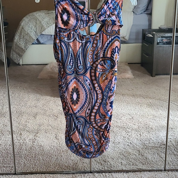 Top - Picture 3 of 4